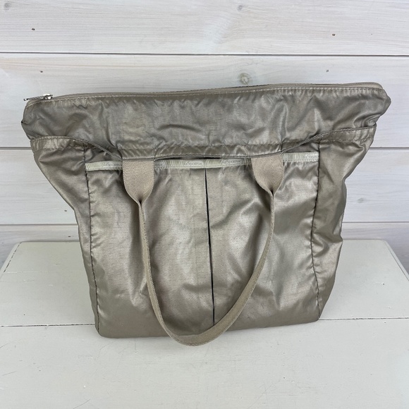 Lesportsac Bags Le Sportsac Metallic Gold Tote Shoulder Bag Poshmark
